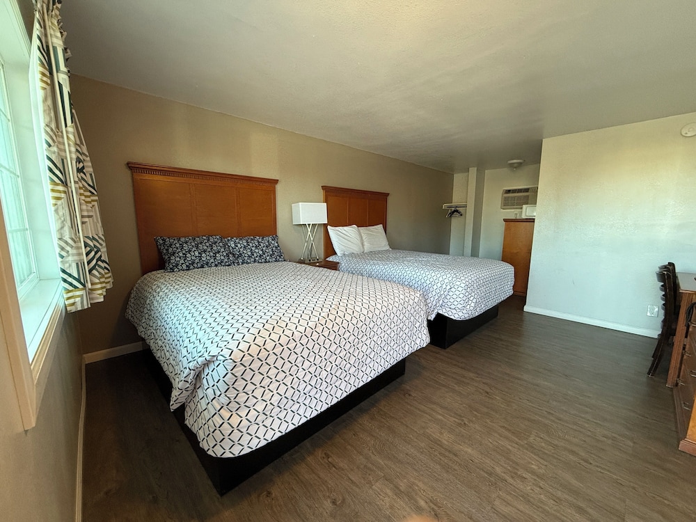 Budget Inn Bend by OYO 17/44
