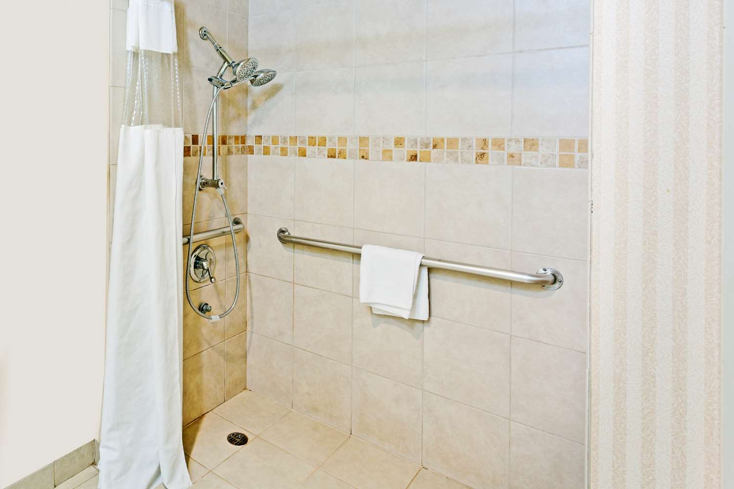 Park Suites Hotel 41/41