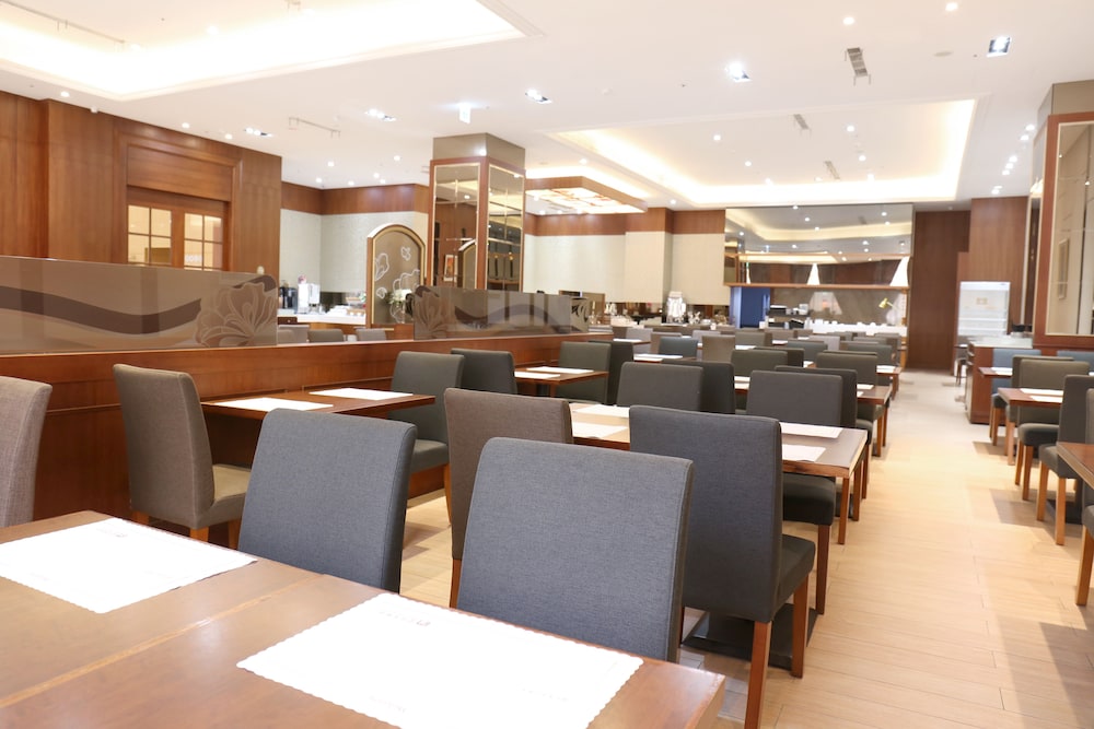 Tainan Fushin Hotel 51/64
