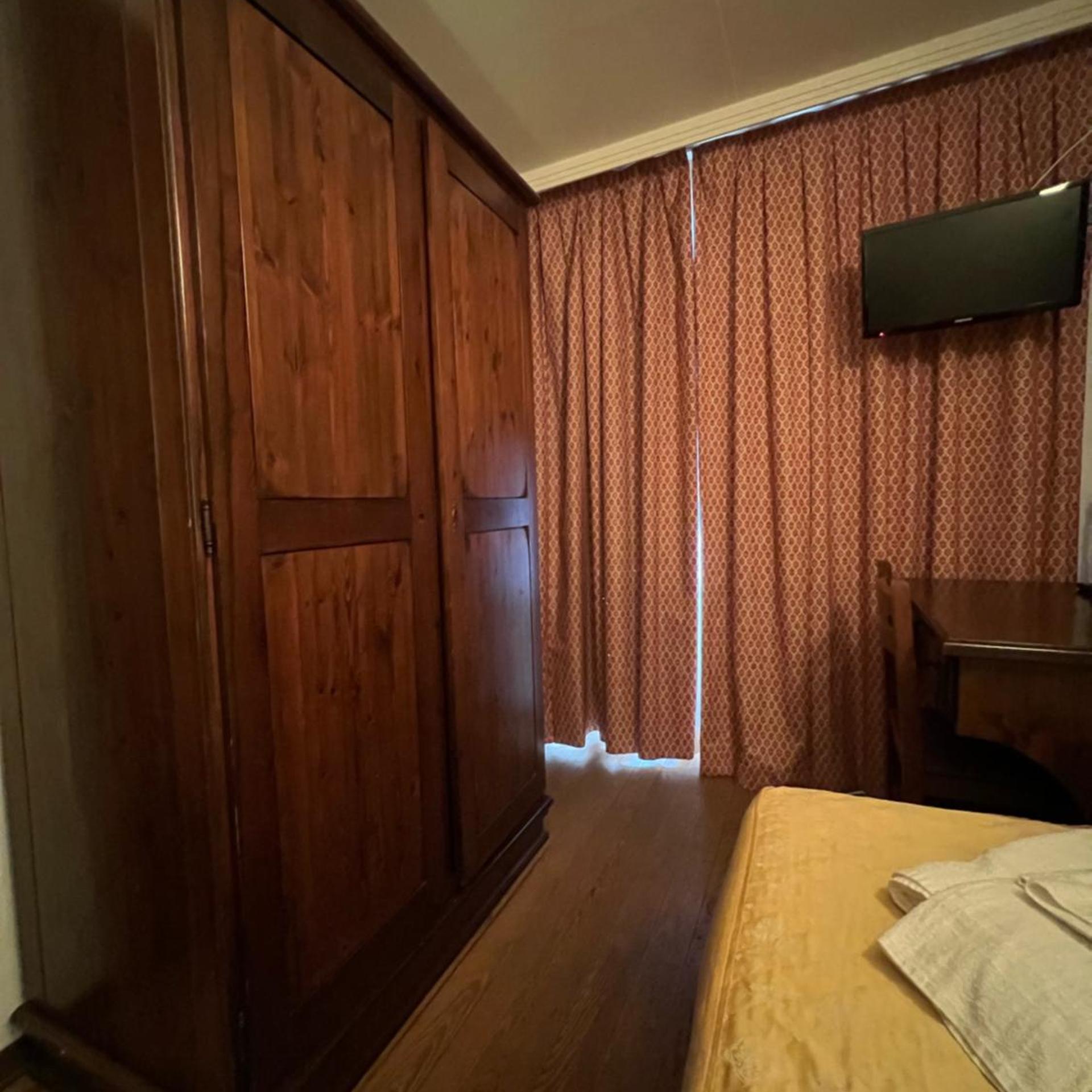 Ski Hotel Italia 30/54