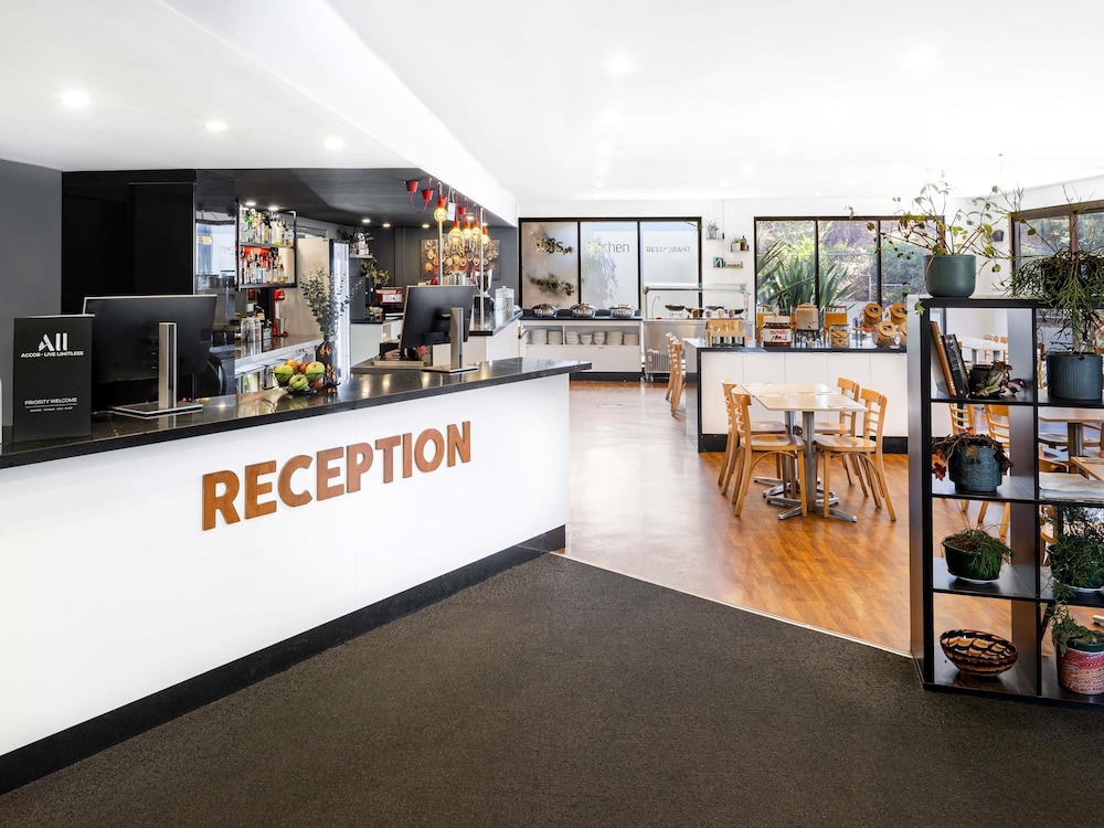 IBIS SYDNEY THORNLEIGH 14/62