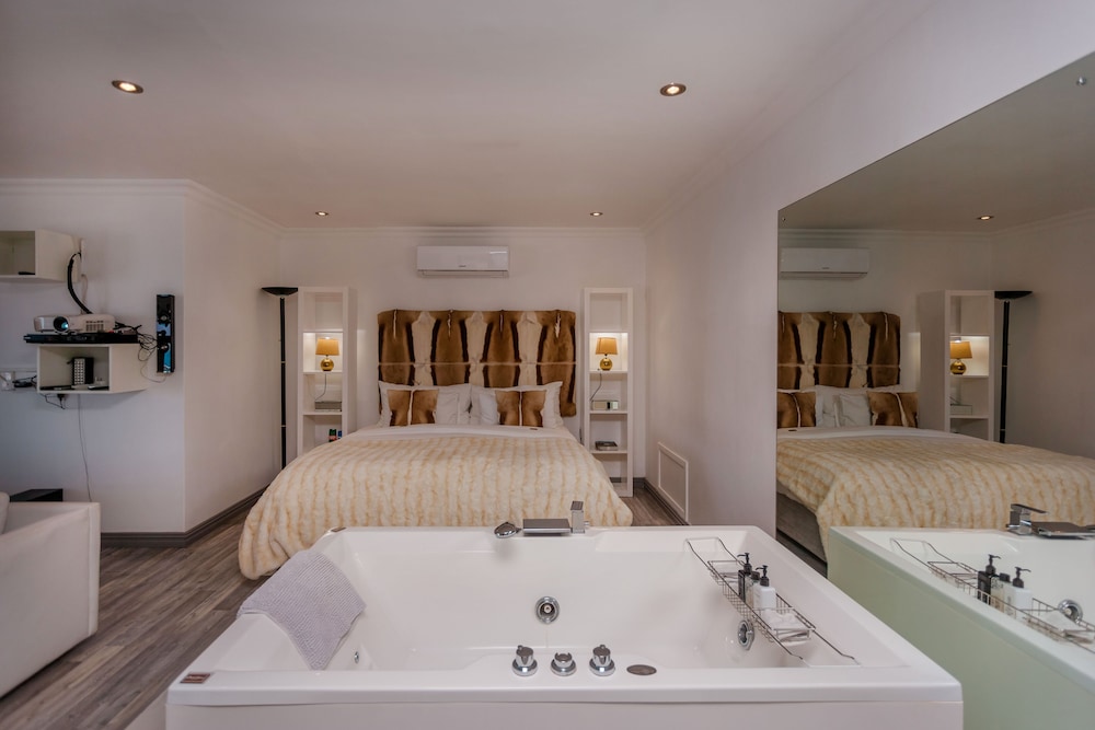 Sea Star Lodge 40/45