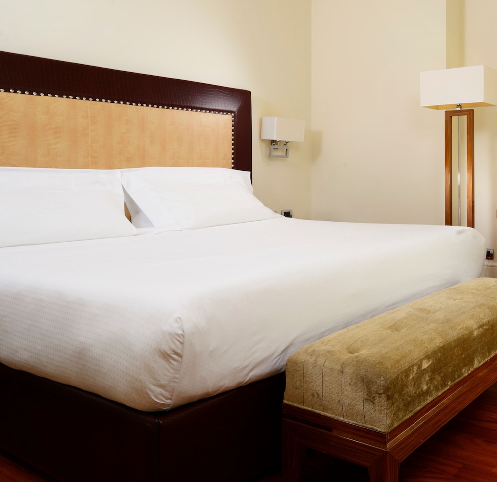 UNAHOTELS Deco Roma 17/79