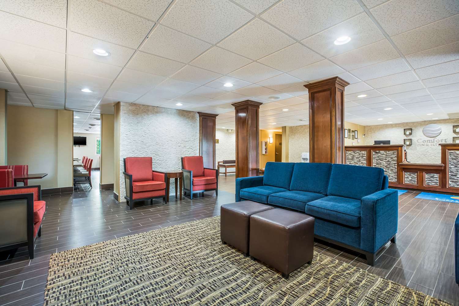 Comfort Inn & Suites Fairborn Near Wright Patterson AFB 8/15
