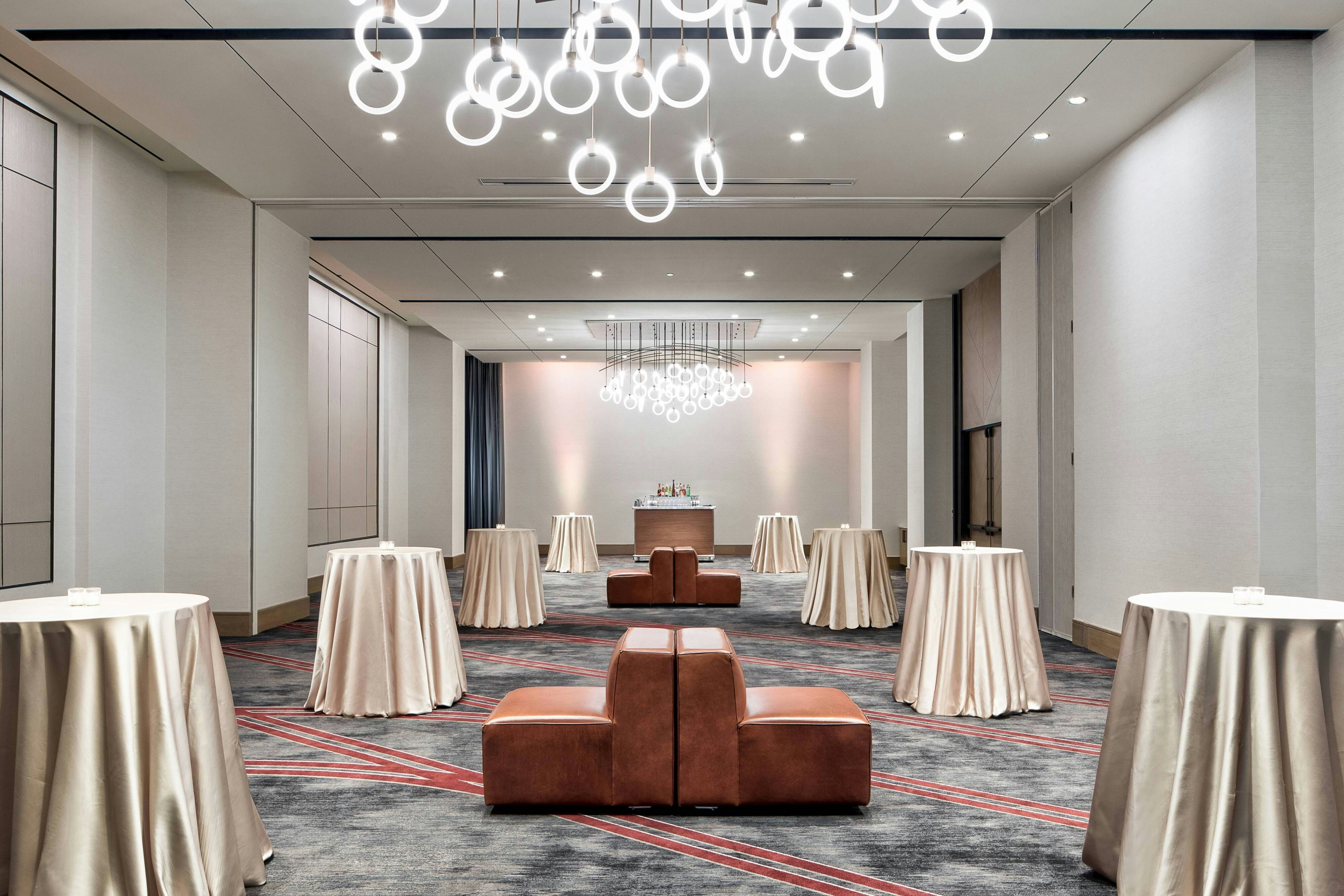 Marriott Dallas Uptown 24/27