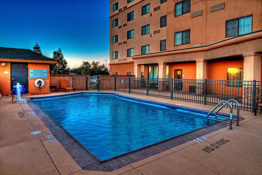 Courtyard By Marriott Midland 5/51