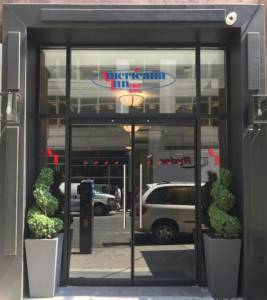 Americana Inn 4/50
