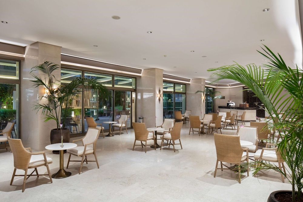Mirage Park Resort Hotel 58/79