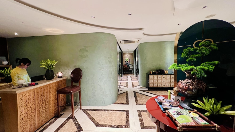 Golden Silk Boutique Hotel 13/70