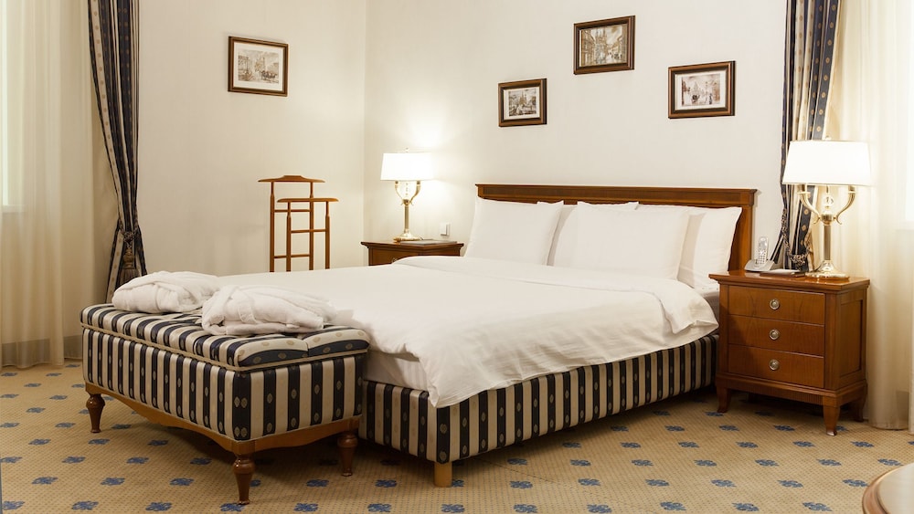 Grand Hotel Tien Shan 21/64