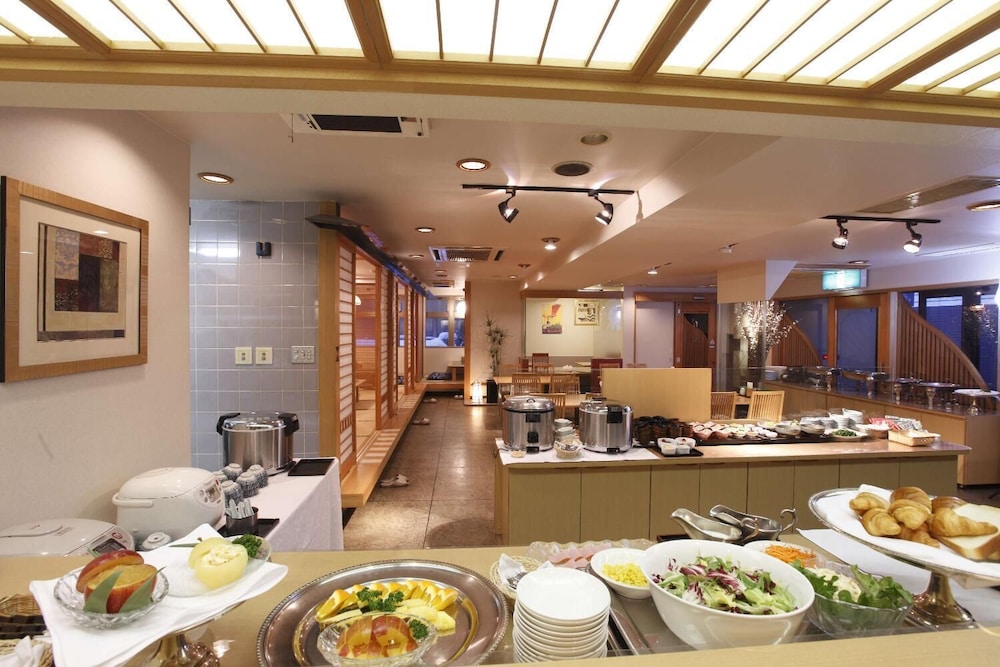 Hirosaki Plaza Hotel 45/50