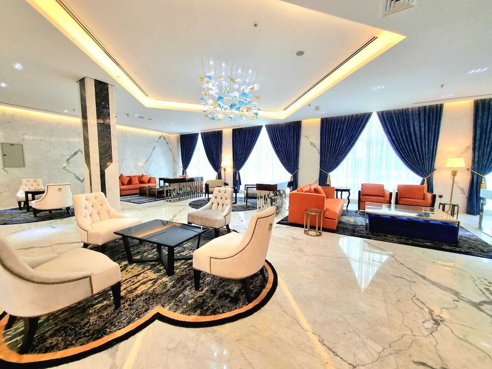 Seven Seas Hotel 52/68