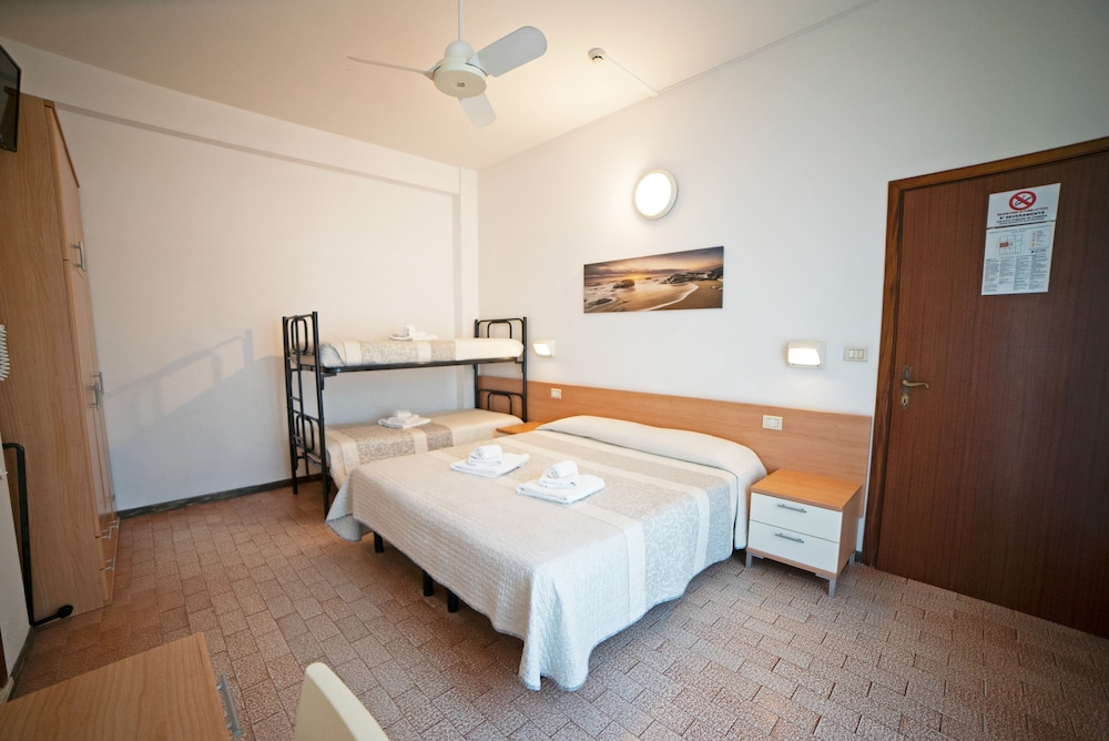 Hotel Mara 22/75