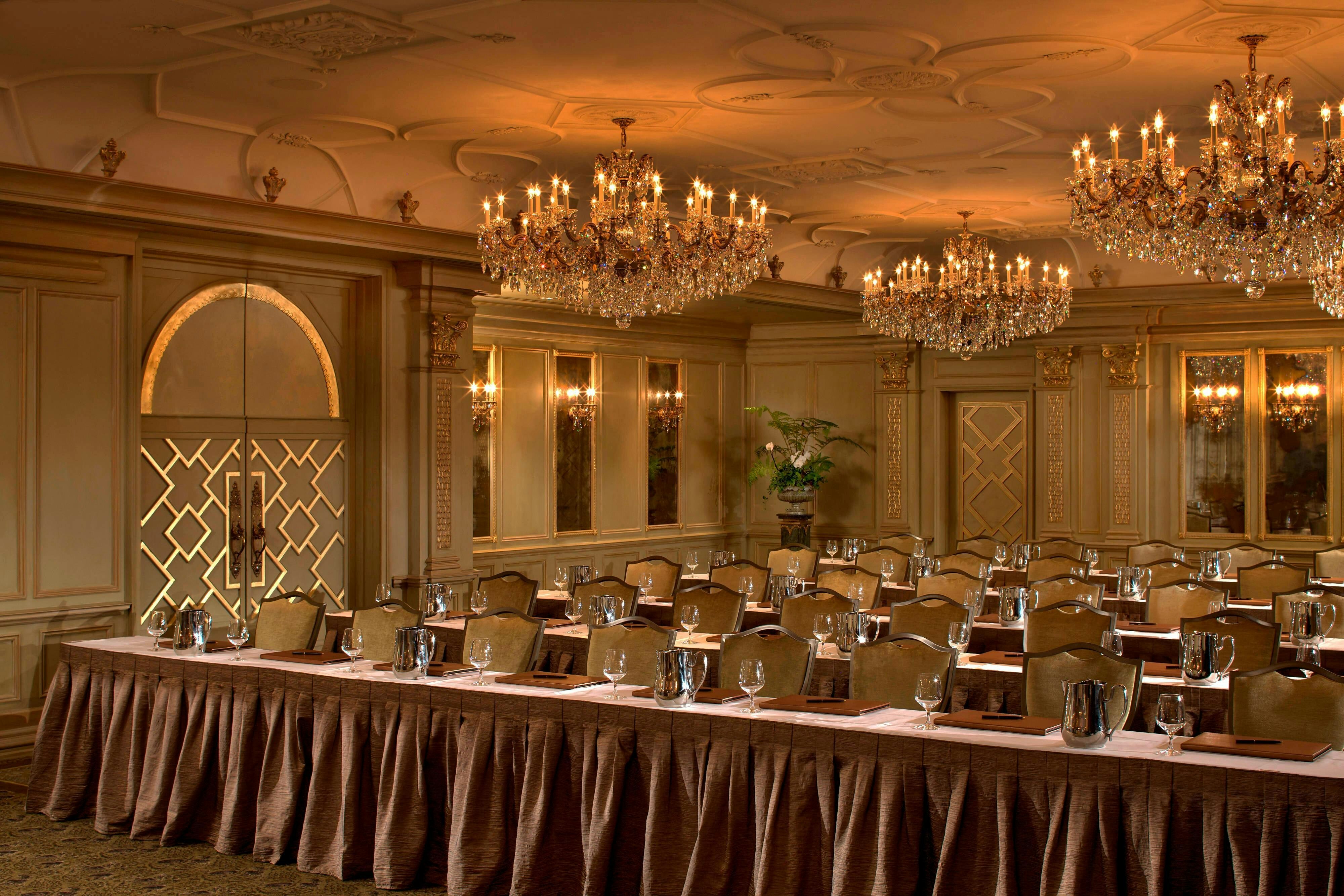 Grand Bohemian Hotel Asheville Autograph Collection 32/41