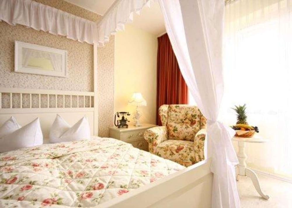 Soibelmanns Hotel Weimar 6/42