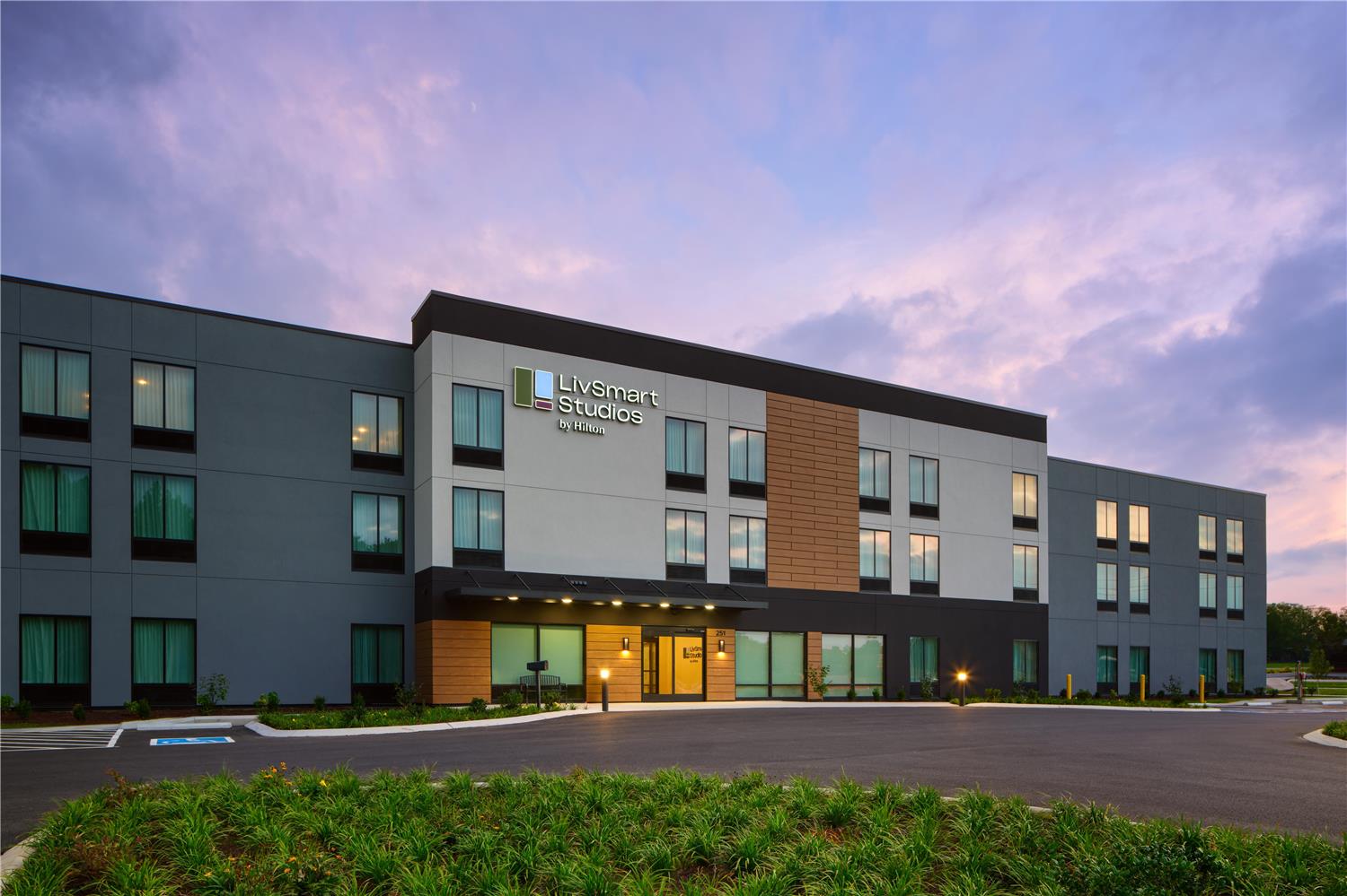 LivSmart Studios by Hilton Tullahoma 2/16