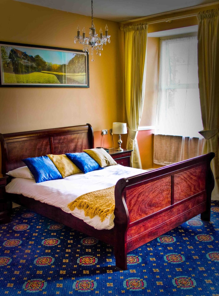 CAHIR HOUSE HOTEL 20/54
