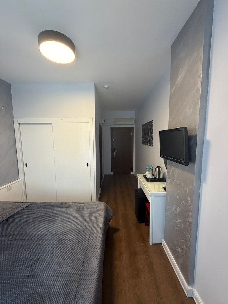 Fatih Resadiye Hotel 8/50