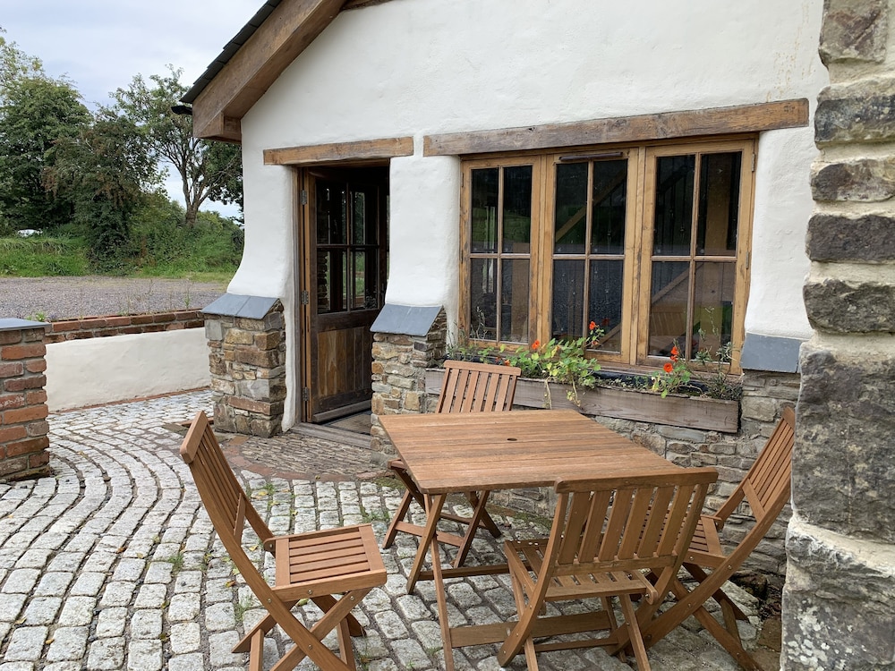 Hay Meadow Farm 28/50