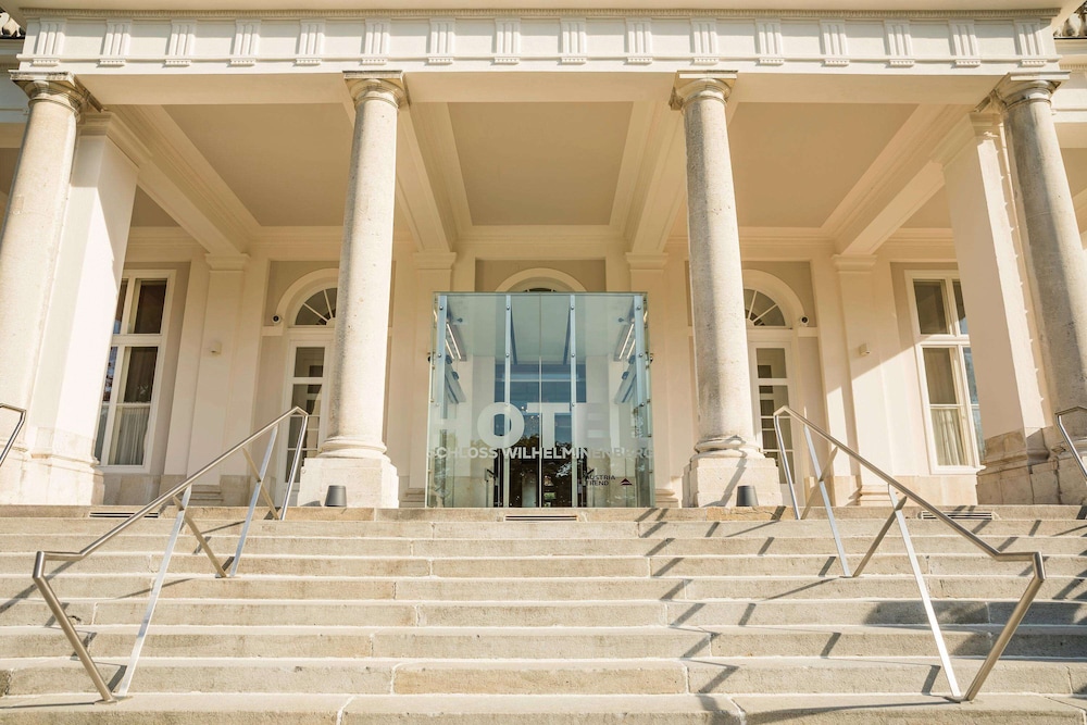 Austria Trend Hotel Schloss Wilhelminenberg in VIENNA