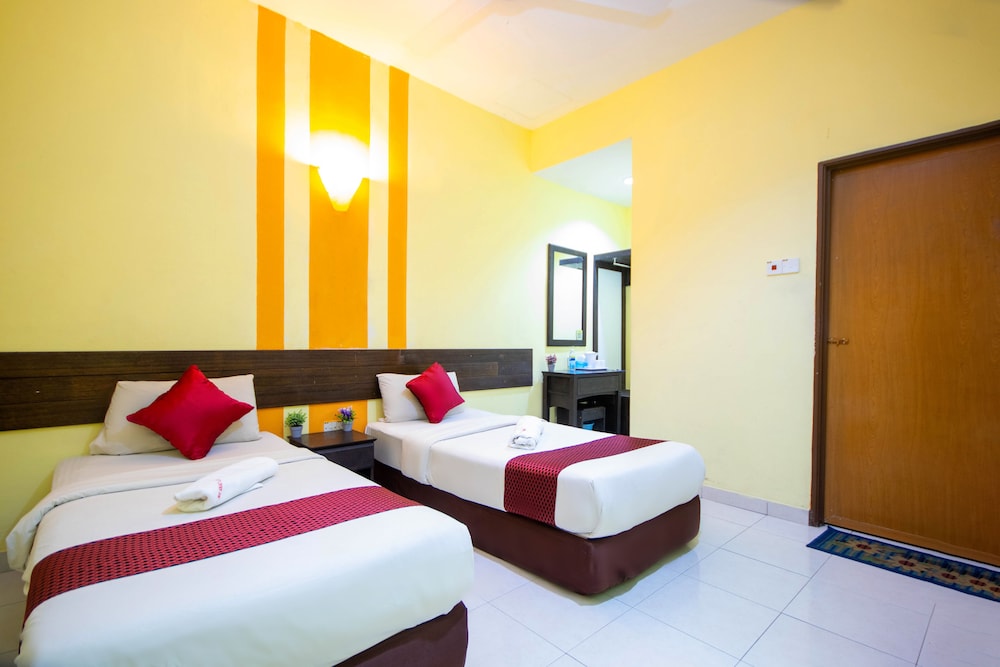 غرفة سوبيريور بسريرين منفصلين، Sun Inns Rest House Kuantan 4/8