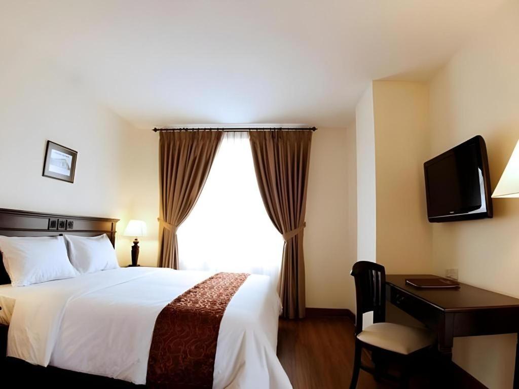 Colonial Hotel Makassar 13/31