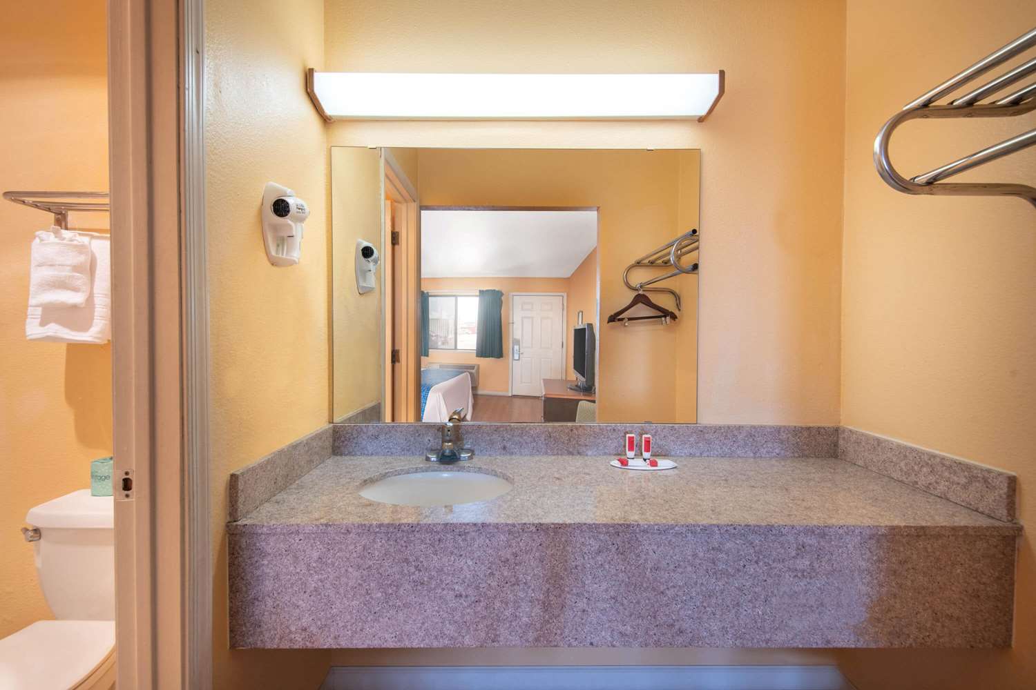 Travel Inn Kingman 4/5