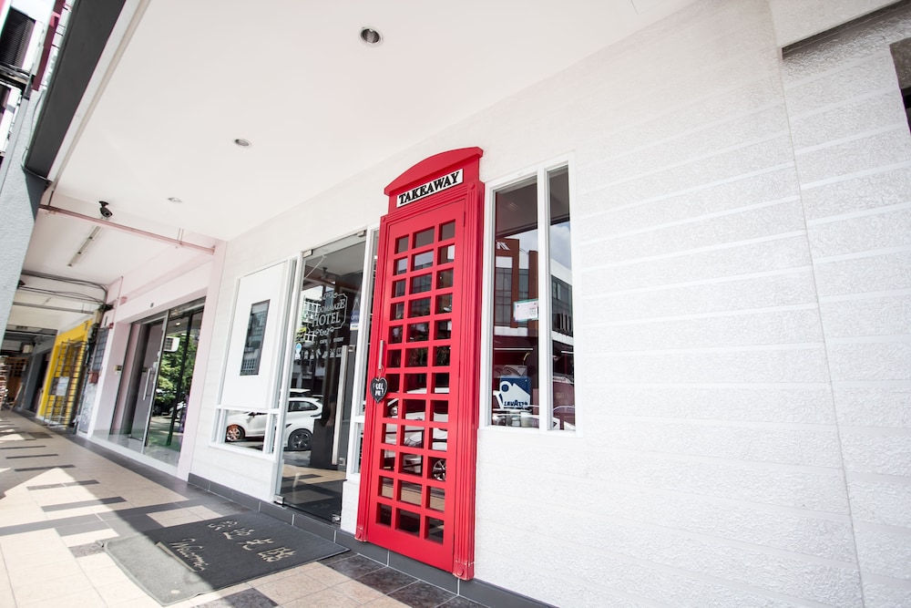 Bloommaze Boutique Hotel 6/69