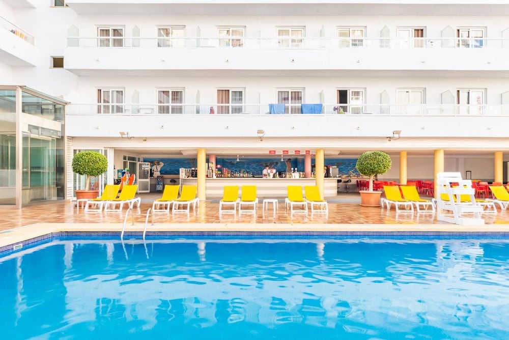 Port Fiesta Park Hotel 3/50