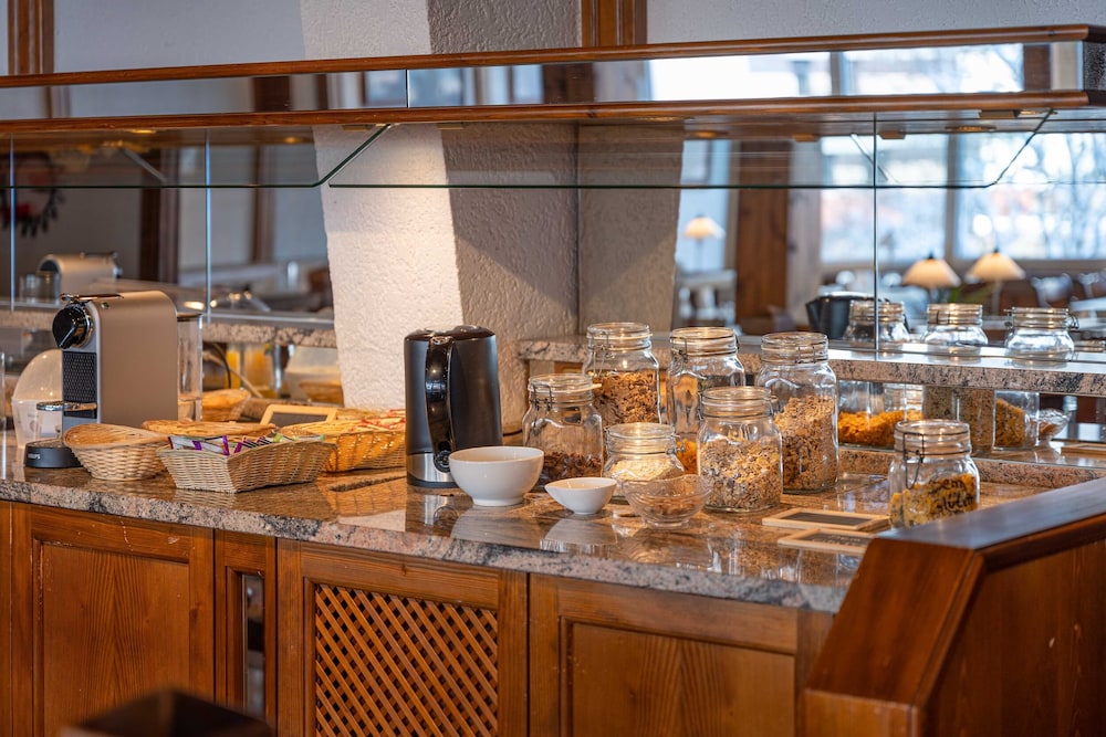 Grichting Hotel & Serviced Apartments 49/65