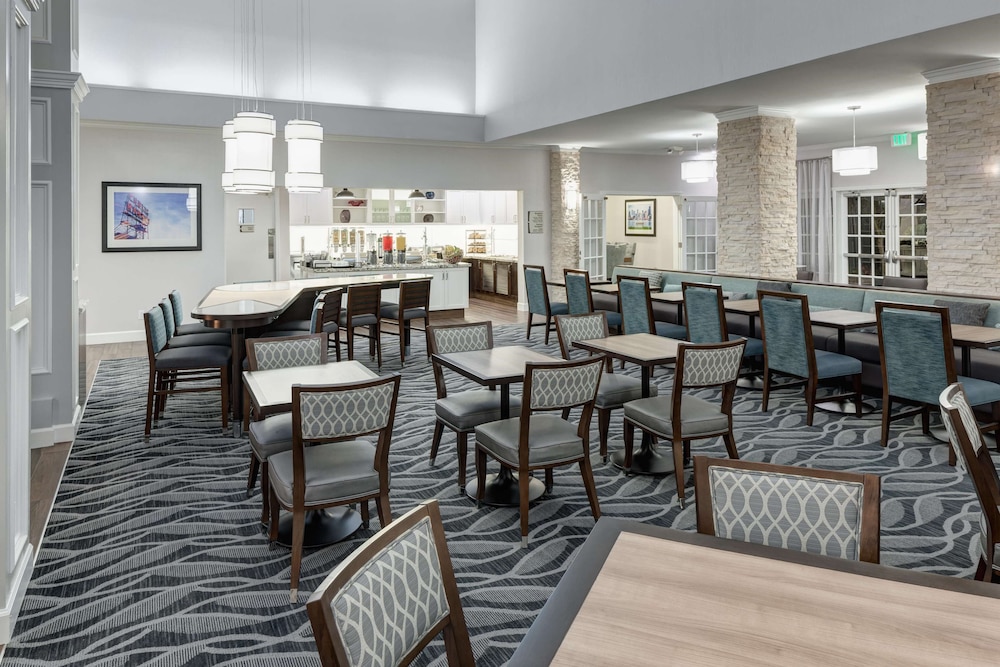 Homewood Suites by Hilton Tukwila 34/43
