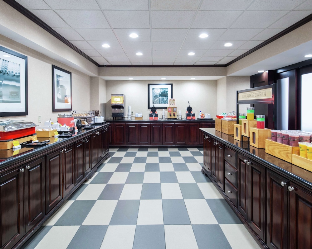 Hampton Inn Suites Lubbock Southwest 6/35