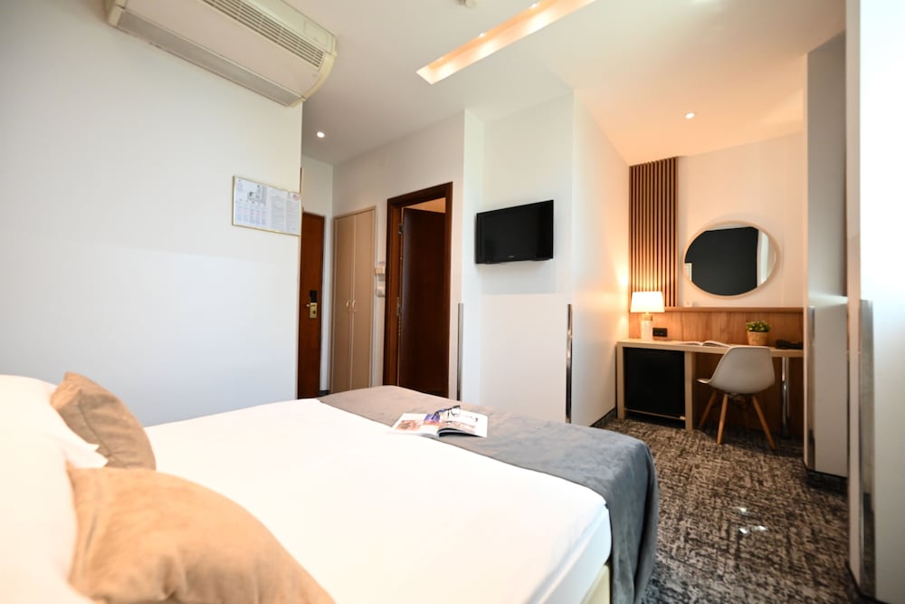 Central Hotel Zagreb 33/71