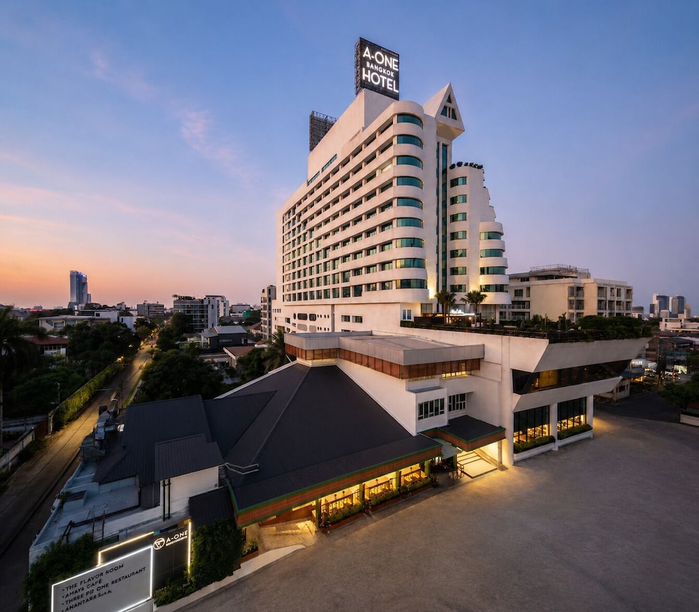 A-One Bangkok Hotel in BANGKOK