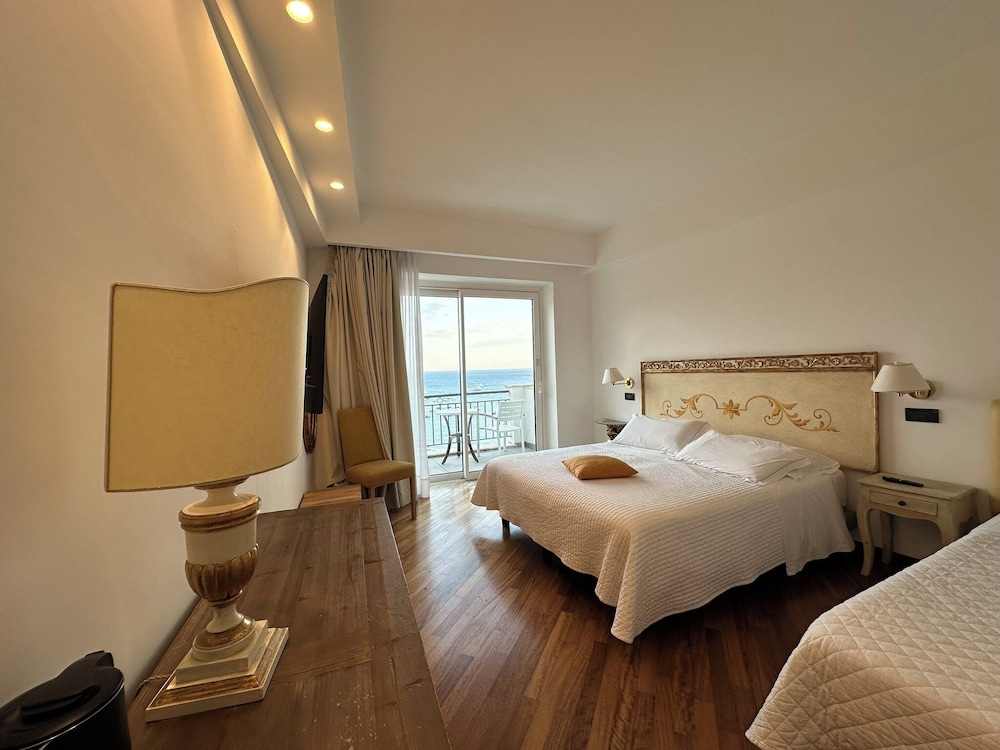 Punta Campanella Resort And Spa 28/71