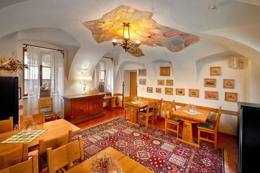 Hotel Selsky Dvur 37/58