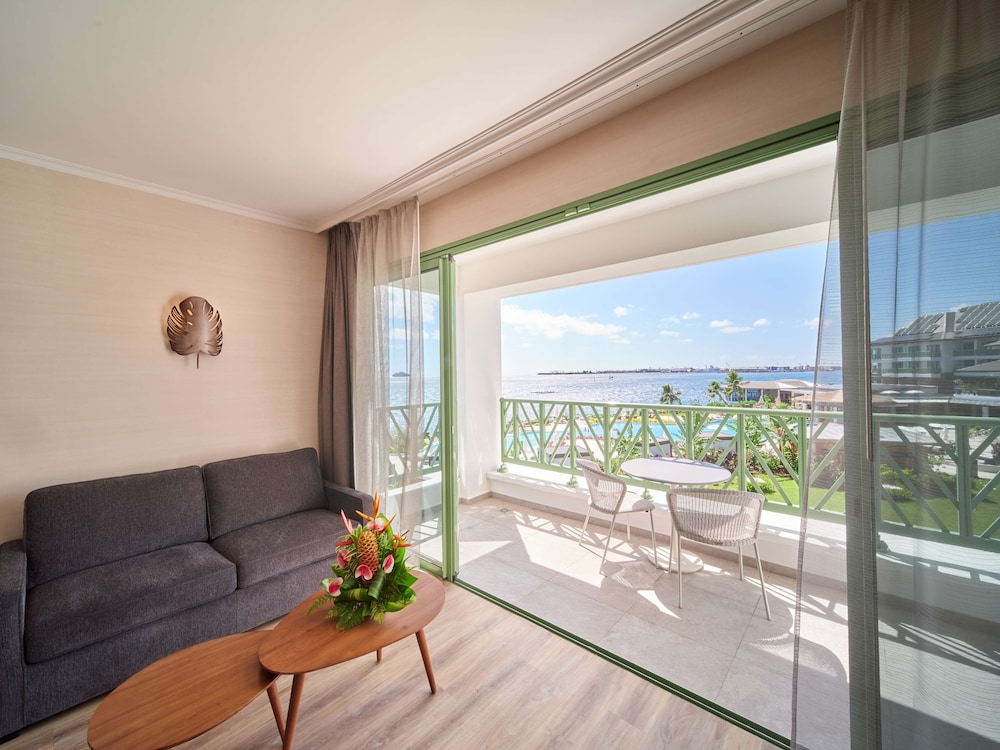Hilton Hotel Tahiti 33/69