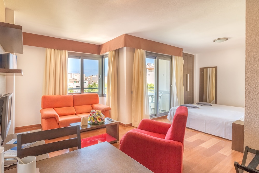 Hotel LIVVO Corralejo Beach 47/70