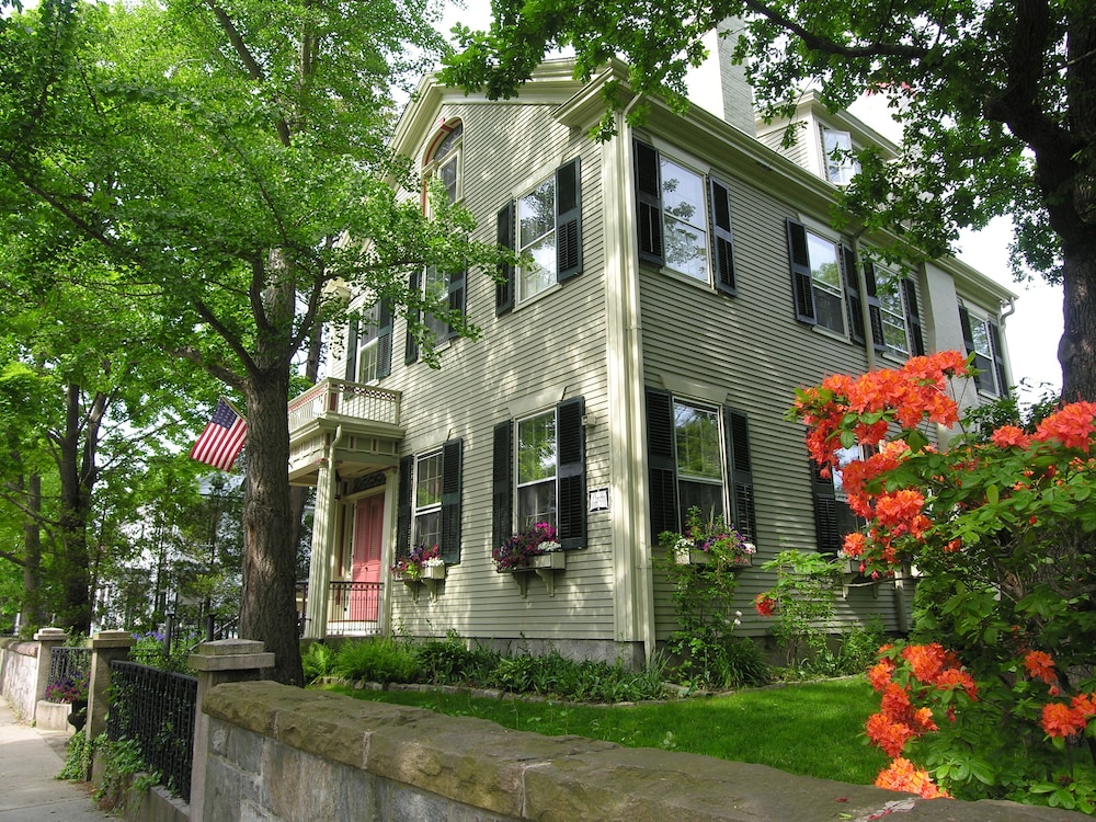Delano Homestead Bed & Breakfast 6/64