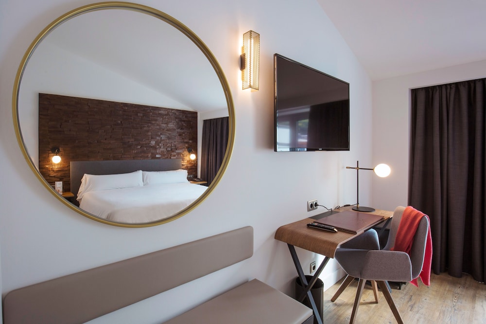 Yomo Centric Hotel 18/50