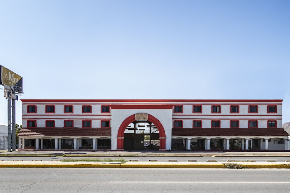 OYO Hotel Real Del Sur, Estadio Chihuahua in CHIHUAHUA
