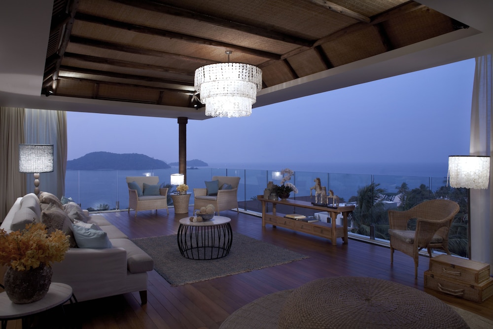 Cape Panwa Hotel 52/68