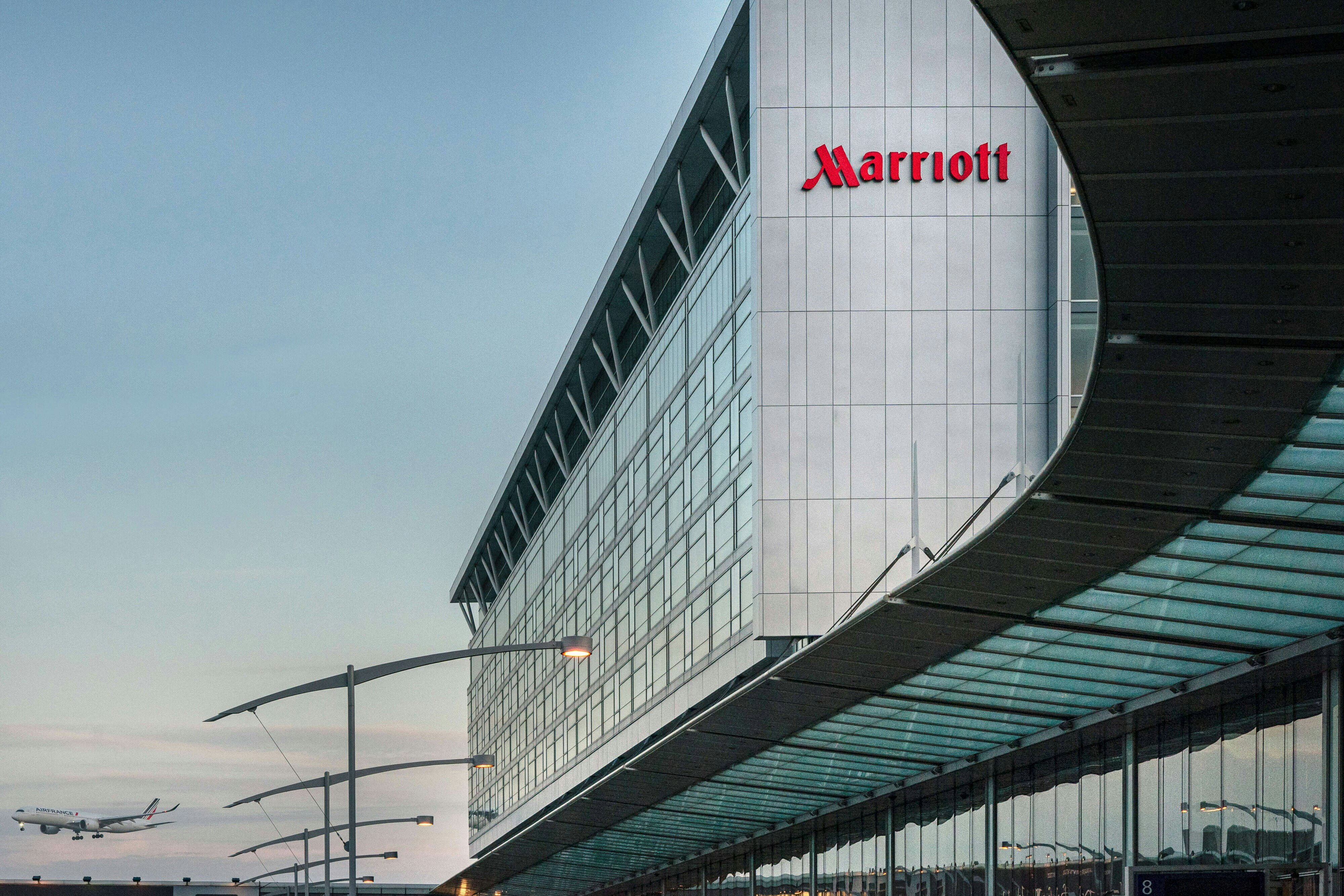 Montreal Airport Marriott In-Terminal Hotel in DORVAL - QUEBEC