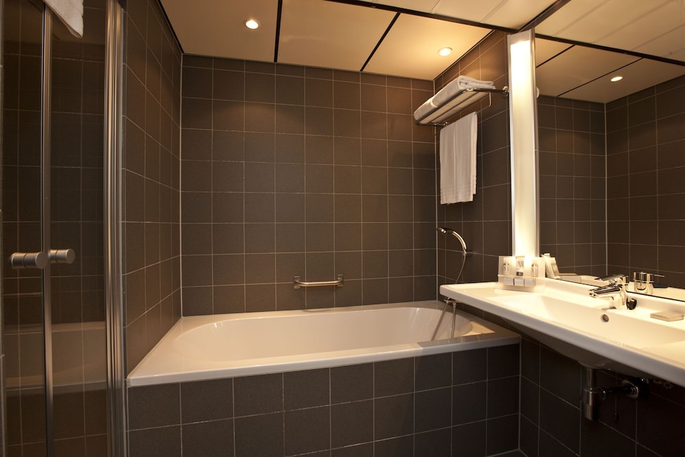 Westcord Art Hotel Amsterdam 4 stars 69/70
