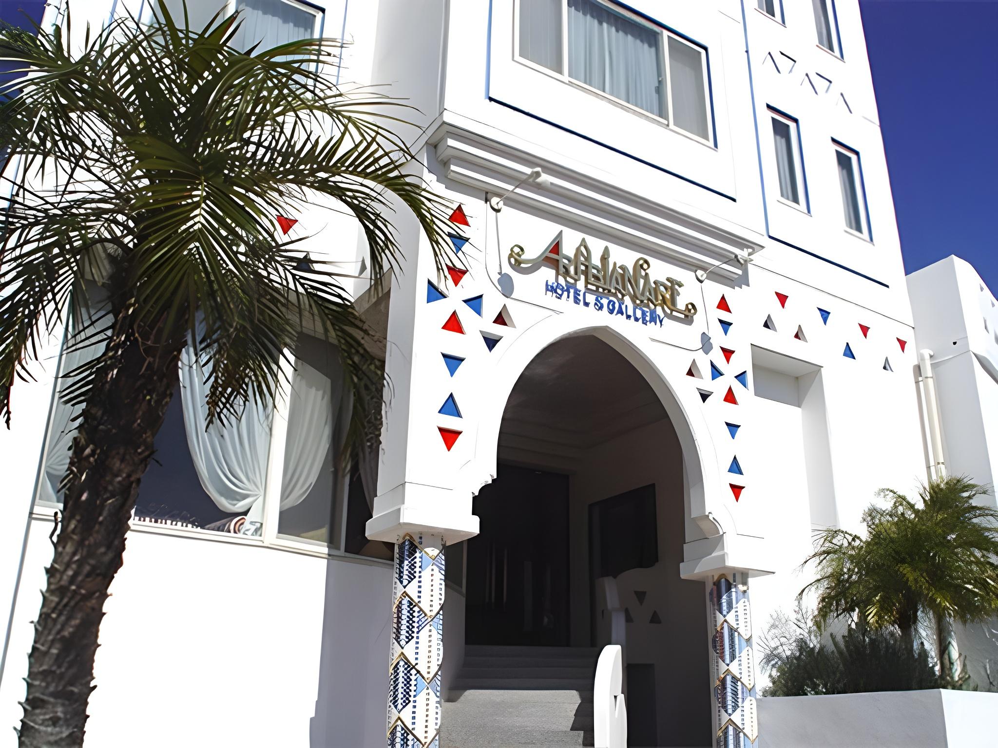 Arabianart Hotel & Gallery 44/48