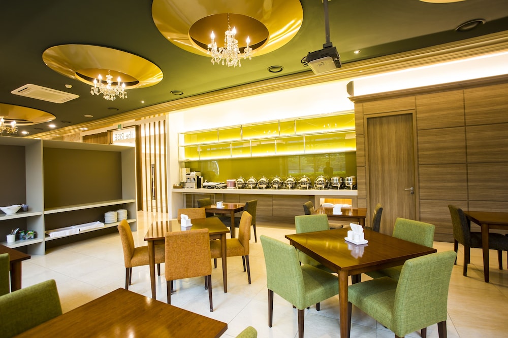 Polaris Hotel 40/51
