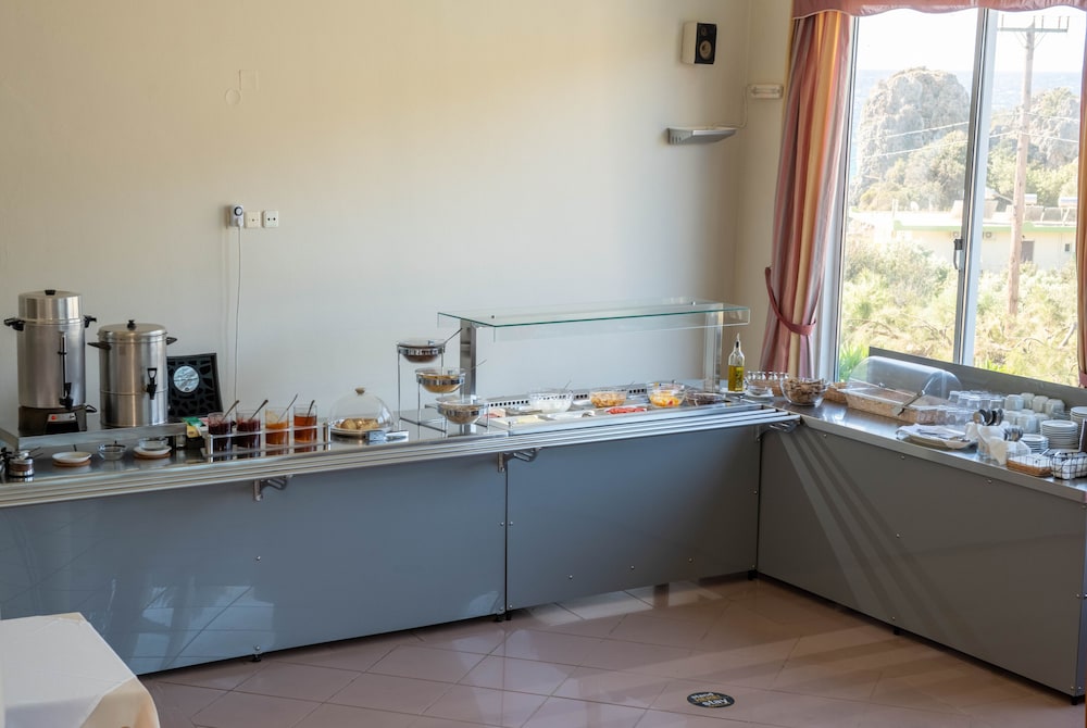 Lobby at Polyrizos Hotel, Agios Vasileios
