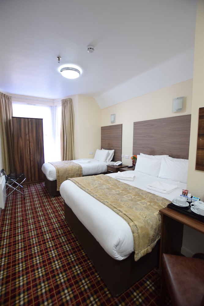 Lucky 8 Hotel 19/64
