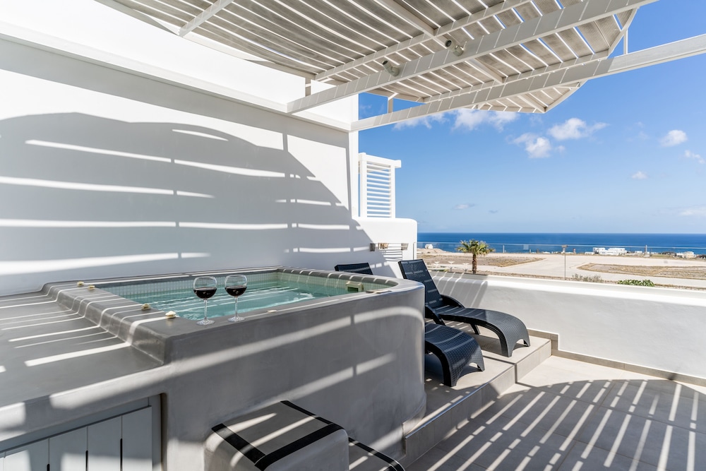 Marvarit Suites 26/50