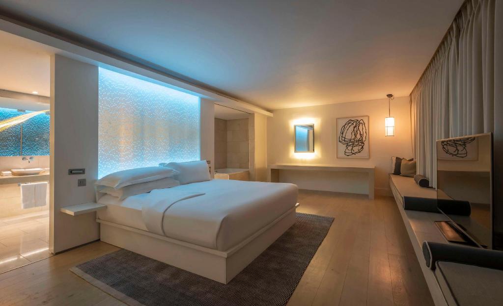 Penthouse Suite, Double Bed, River View